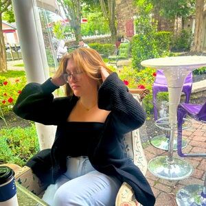 Meet your Posher, Grace